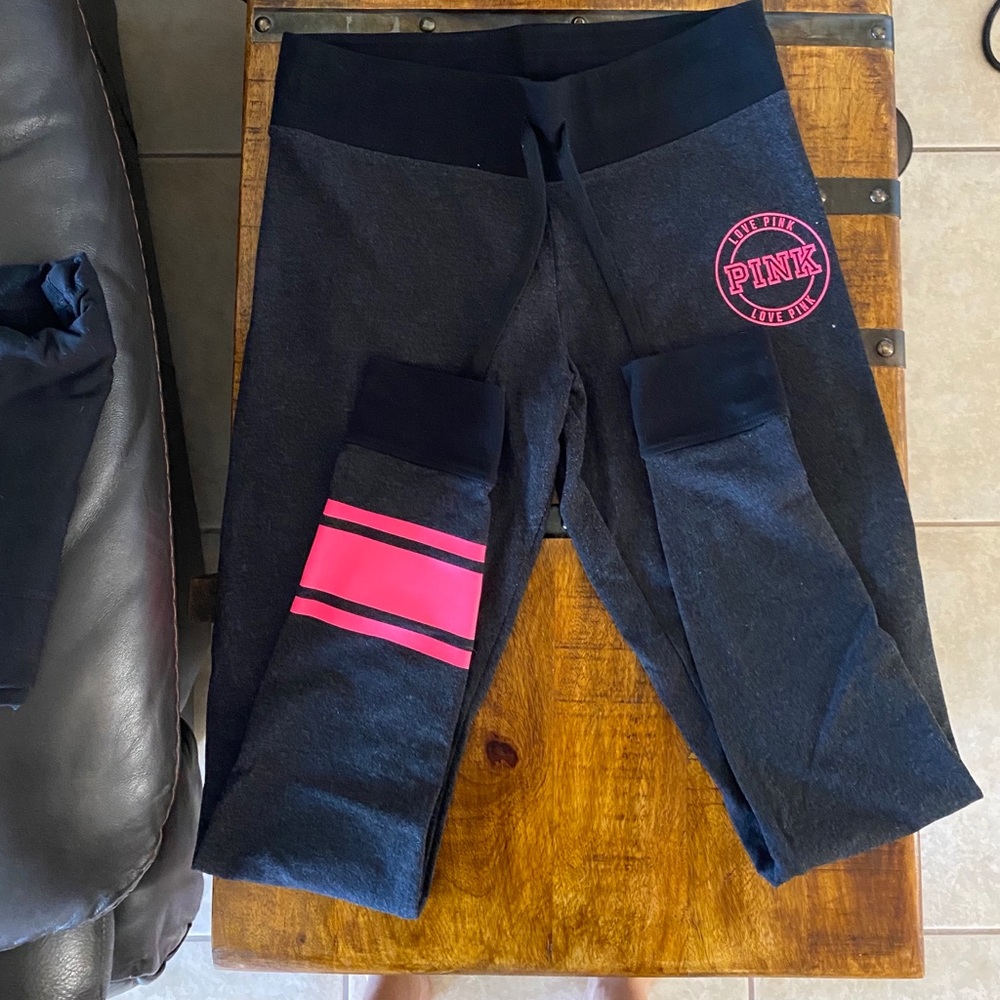 PINK Victoria’s Secret leggings charcoal size S